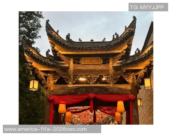 查丁足球场周边美食推荐与旅游攻略一站式指南